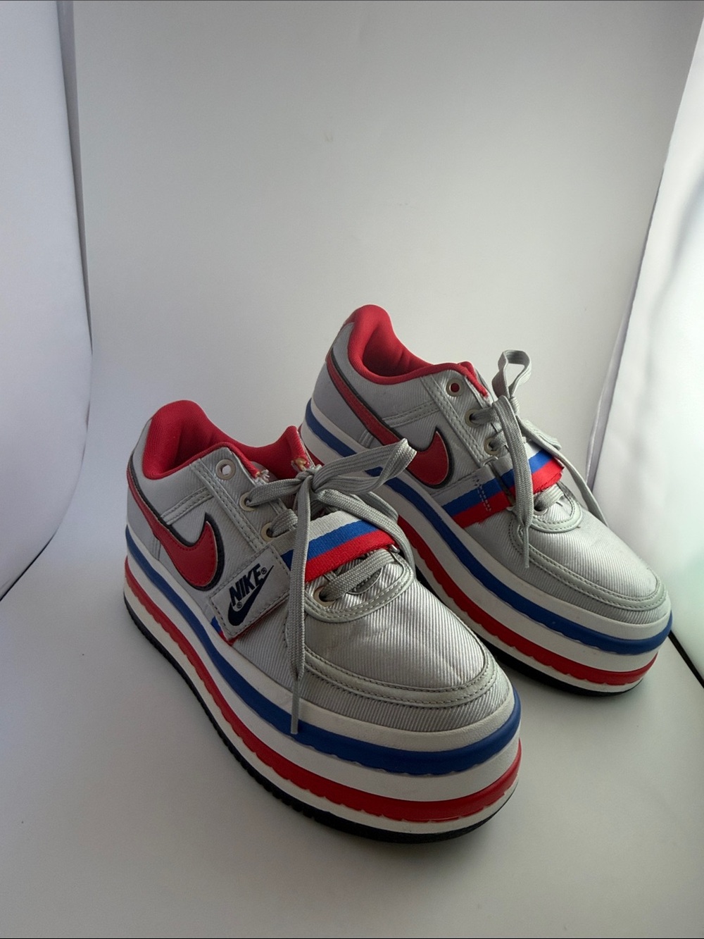 Nike Womens Vandal 2k Sneakers Platform size 7.5